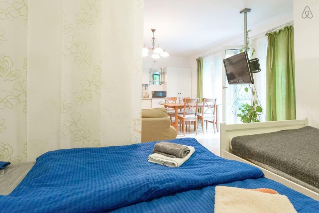 Relaxing Terrace Apartment In Lively Area Відень Екстер'єр фото