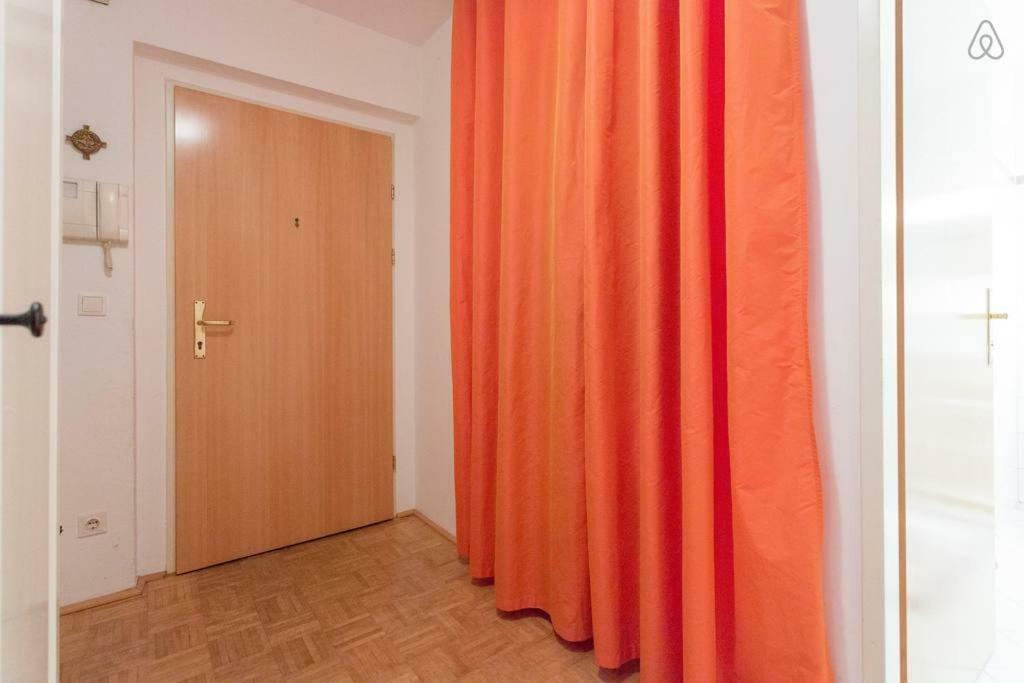 Relaxing Terrace Apartment In Lively Area Відень Екстер'єр фото